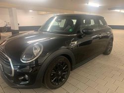 Schwarz Gebraucht 2020 Mini ONE Kleinwagen | 14.500 € (Fairer Preis)