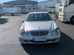 Gebraucht 2002 Mercedes E220 Limousine | 3.200 € (Fairer Preis)