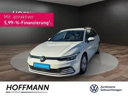 Weiß Gebraucht 2022 VW Golf VIII Life Kombi | 19.580 € (Guter Preis)