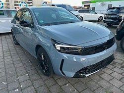 Grau Gebraucht 2024 Opel Corsa Limousine | 18.590 € (Fairer Preis)