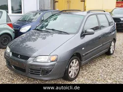 Grau Gebraucht 2005 Mitsubishi Space Star Motion Van / Kleinbus | 690 € (Superpreis)