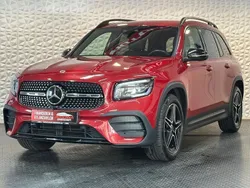 Mercedes GLB220