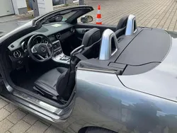 Grau Gebraucht 2017 Mercedes SLC180 Cabrio | 24.000 € (Superpreis)