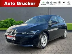 Schwarz Gebraucht 2024 VW Golf VIII Life Limousine | 21.790 € (Guter Preis)