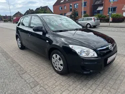 Schwarz Gebraucht 2008 Hyundai i30 Classic Limousine | 3.999 € (Teuer)