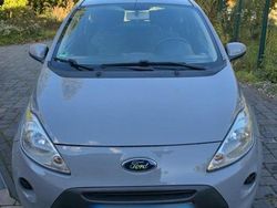 Grau Gebraucht 2015 Ford Ka Cool & Sound Edition Kleinwagen | 4.300 € (Superpreis)