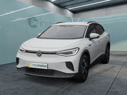 Weiß Gebraucht 2024 VW ID.4 Pure SUV | 33.420 € (Etwas zu teuer)