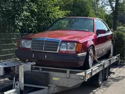Rot Gebraucht 1988 Mercedes E230 Coupé | 6.800 €