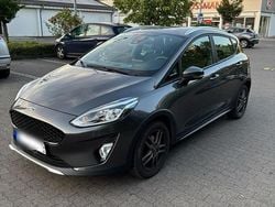 Grau Gebraucht 2018 Ford Fiesta Active Kleinwagen | 10.900 € (Fairer Preis)