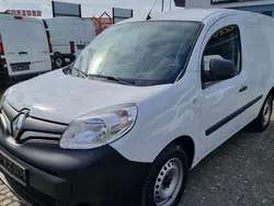 Mineralweiß Gebraucht 2021 Renault Kangoo Rapid Extra Van / Kleinbus | 15.990 € (Etwas zu teuer)