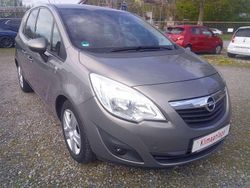 Grau Gebraucht 2012 Opel Meriva Eco Van / Kleinbus | 6.999 € (Teuer)