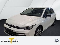 Weiß Gebraucht 2025 VW Golf VIII Goal Limousine | 28.390 € (Superpreis)