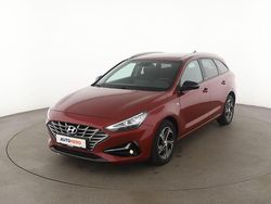Rot Gebraucht 2021 Hyundai i30 Intro Edition Kombi | 17.790 € (Etwas zu teuer)