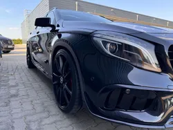 Schwarz Gebraucht 2017 Mercedes GLA45 AMG AMG SUV | 29.990 €