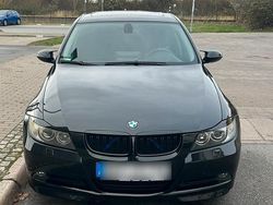 Schwarz Gebraucht 2008 BMW 320 Limousine | 4.500 € (Fairer Preis)