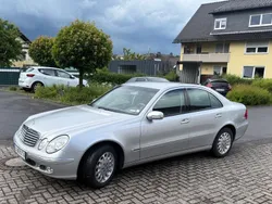 Silber Gebraucht 2002 Mercedes E270 Elegance Limousine | 4.900 € (Etwas zu teuer)