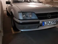 Silber Gebraucht 1983 Opel Senator | 27.500 €