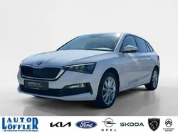 Candyweiß Gebraucht 2023 Skoda Scala Tour Kleinwagen | 21.840 € (Fairer Preis)