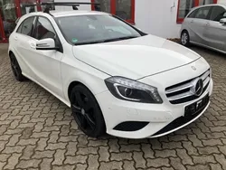 Calcitweiss unilack Gebraucht 2015 Mercedes A180 Urban Limousine | 13.544 € (Fairer Preis)