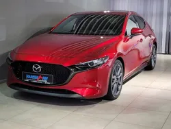 Magmarot Gebraucht 2021 Mazda 3 Selection Limousine | 21.980 € (Fairer Preis)