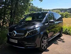 Grau Gebraucht 2025 Mercedes V300 AMG Van / Kleinbus | 91.500 €