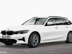 Alpinweiß uni Gebraucht 2022 BMW 320 Sport Line Kombi | 27.500 € (Fairer Preis)