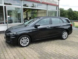 Schwarz Gebraucht 2017 Fiat Tipo Lounge Kombi | 9.990 € (Etwas zu teuer)