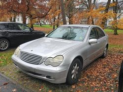 Silber Gebraucht 2001 Mercedes C180 Limousine | 2.000 € (Guter Preis)
