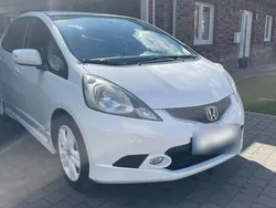 Weiß Gebraucht 2011 Honda Jazz Comfort Kleinwagen | 6.999 €