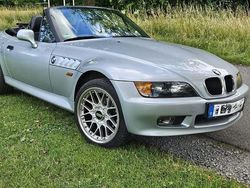 Silber Gebraucht 1997 BMW Z3 Cabrio | 11.950 € (Etwas zu teuer)