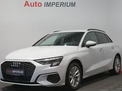 Weiß Gebraucht 2021 Audi A3 S-Line Limousine | 24.990 € (Etwas zu teuer)