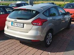 Gebraucht 2011 Ford Focus Viva Limousine | 9.500 €