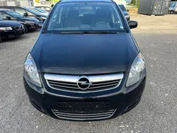 Schwarz Gebraucht 2012 Opel Zafira Family Van / Kleinbus | 3.150 € (Guter Preis)