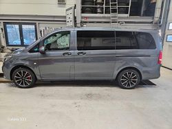 Grau Gebraucht 2015 Mercedes Vito Van / Kleinbus | 28.300 € (Teuer)