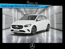 Weiß Gebraucht 2024 Mercedes B200 Progressive Van / Kleinbus | 34.740 € (Teuer)