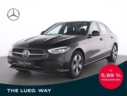 Metalliclack obsidianschwarz Gebraucht 2024 Mercedes C300e Avantgarde Limousine | 44.485 € (Superpreis)
