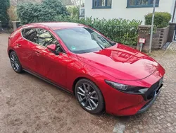 Rot Gebraucht 2019 Mazda 3 Selection Limousine | 19.450 € (Fairer Preis)