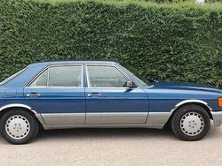 Blau Gebraucht 1988 Mercedes 300 SE Limousine | 10.800 €