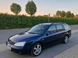 Blau Gebraucht 2002 Ford Mondeo Kombi | 2.650 € (Teuer)