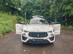 Gebraucht 2020 Maserati Levante SUV | 68.800 €