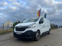 Weiß Gebraucht 2021 Renault Trafic Van / Kleinbus | 13.490 €