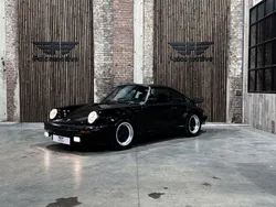 Porsche 930