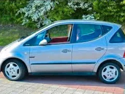 Silber Gebraucht 1999 Mercedes A140 Avantgarde Limousine | 400 € (Guter Preis)