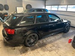 Schwarz Gebraucht 2006 Audi A4 S-Line Kombi | 3.800 € (Guter Preis)