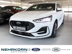Weiß Gebraucht 2025 Ford Focus ST-Line Limousine | 26.990 € (Etwas zu teuer)