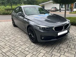Grau Gebraucht 2019 BMW 318 Gran Turismo Shadowline Limousine | 15.900 € (Superpreis)