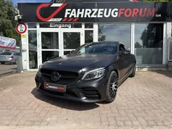 Grau Gebraucht 2019 Mercedes C300 AMG Coupé | 31.900 € (Guter Preis)