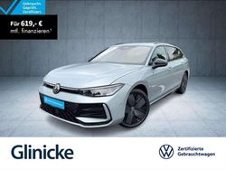 Silber Gebraucht 2024 VW Passat R-line Kombi | 46.920 €