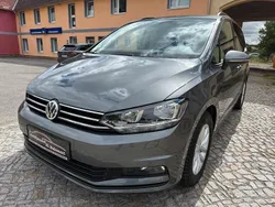 Grau Gebraucht 2020 VW Touran Comfortline Van / Kleinbus | 19.900 € (Guter Preis)
