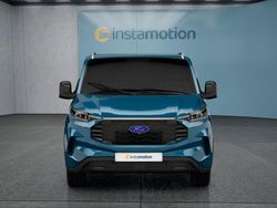 Blau Gebraucht 2024 Ford Tourneo Custom Van / Kleinbus | 58.549 €